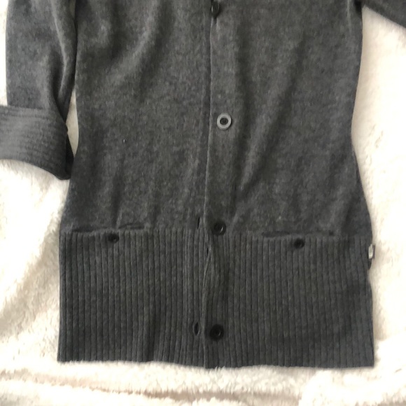 The North Face !! Sweaters beautiful gray small - Picture 8 of 8